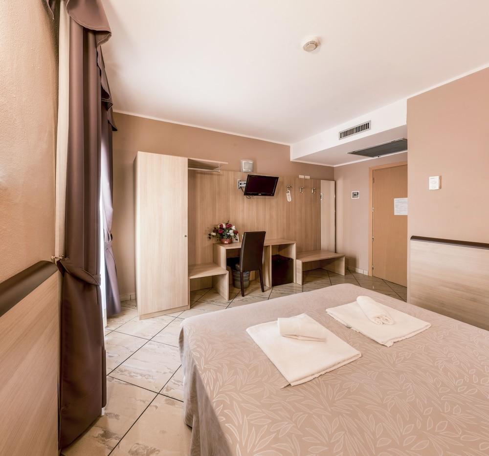 Hotel Brianza Milán Exteriér fotografie