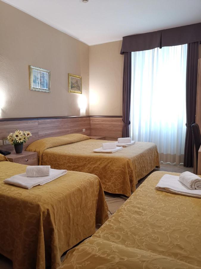 Hotel Brianza Milán Exteriér fotografie